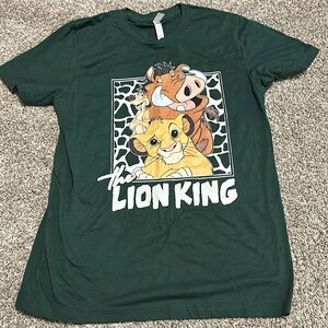Women’s Bella canvas lion king tshirt. Never worn!